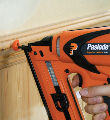 Paslode  IM65A F16 Brad Nailer Image